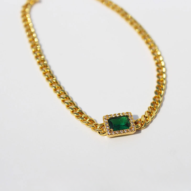 Wholesale Vintage Emerald Clavicle Brass Necklaces